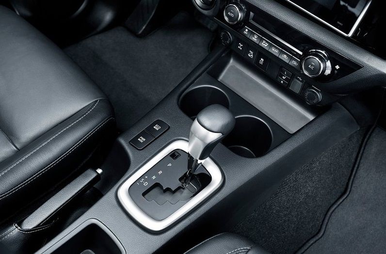 آپشنهای تویوتا هایلوکس 5 Toyota Hilux 5 1