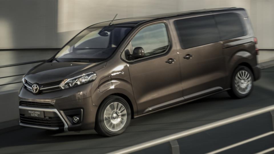 تحول در مدل 2021 تویوتا پرو-ایس ورسو 2 Toyota Pro Ace versu 2021 3 3