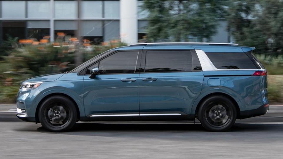 معرفی کیا کارنیوال مدل 2022 3 Kia Carnival 2022 3