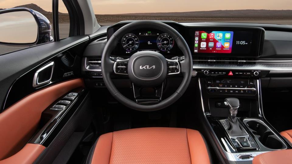 معرفی کیا کارنیوال مدل 2022 3 Kia Carnival 2022 4 1