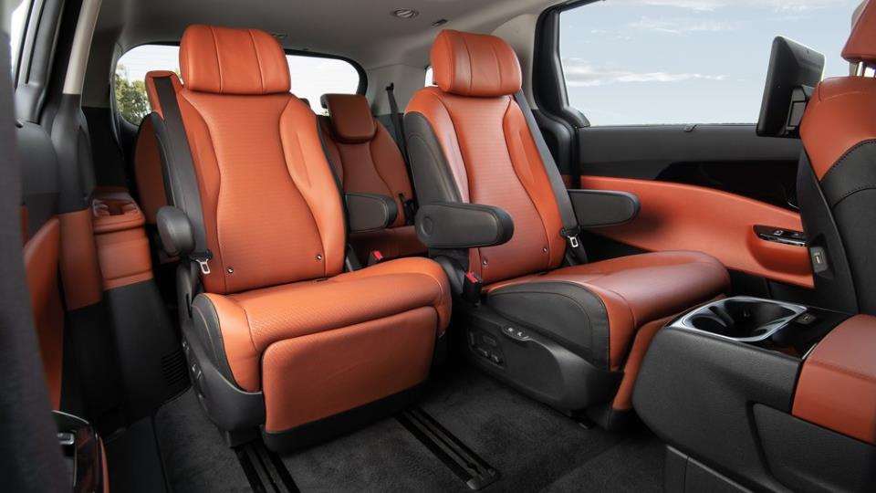 معرفی کیا کارنیوال مدل 2022 5 Kia Carnival 2022 6 1
