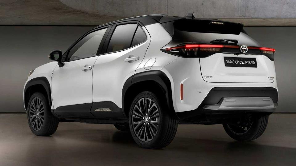 معرفی نسخه ادونچر از تویوتا یاریس کراس 1 Toyota Yaris Cross 2 1