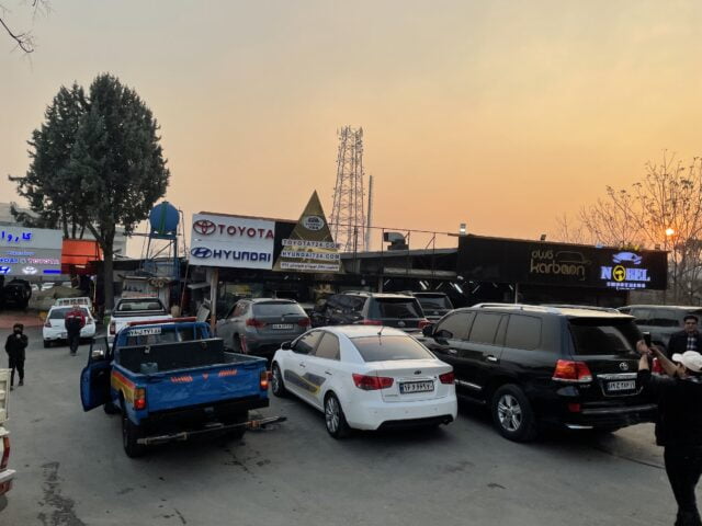 نمای بیرونی مجموعه هیوندای 724