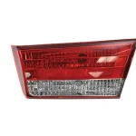 چراغ خطر روی صندوق راست هیوندای سوناتا